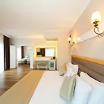 As Hotel Çeşme